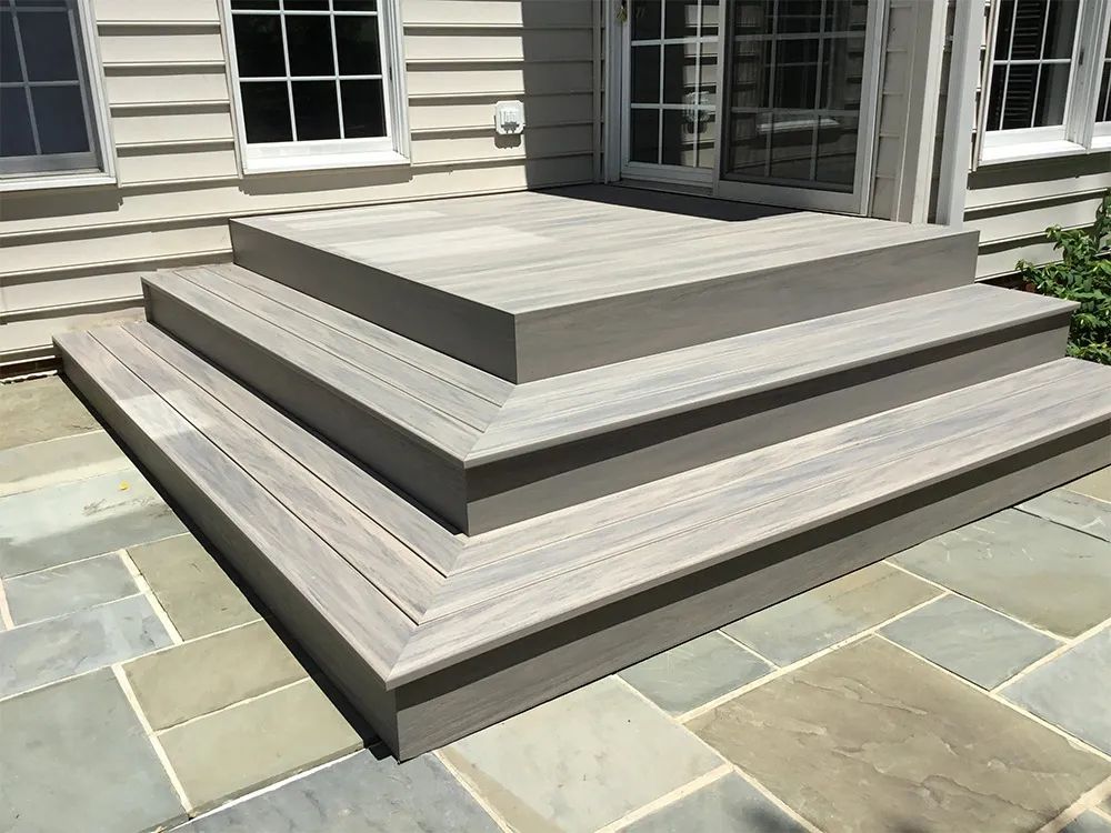 Low Maintenance Deck 109