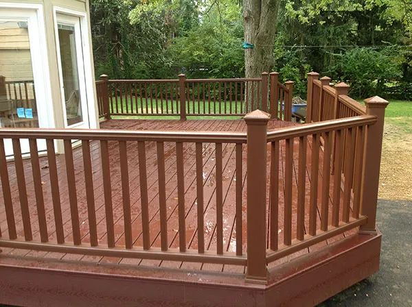 Low Maintenance Deck 90