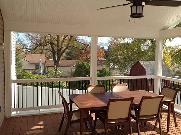 Screened Porch 14