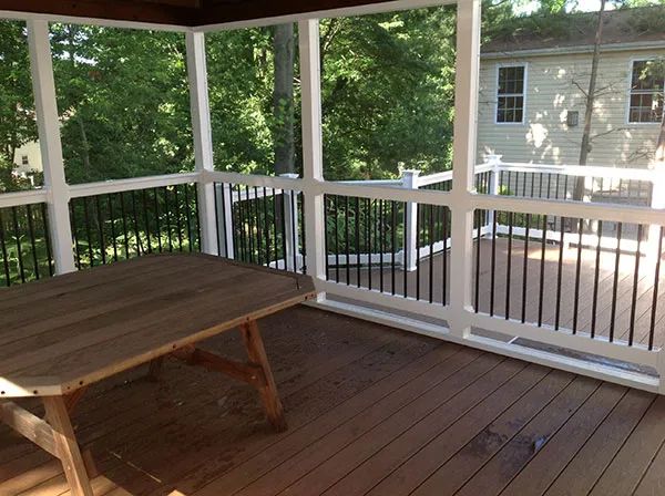 Screened Porch 7