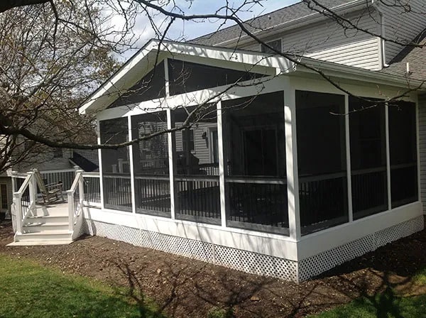 Screen Room & Screened Porch 5